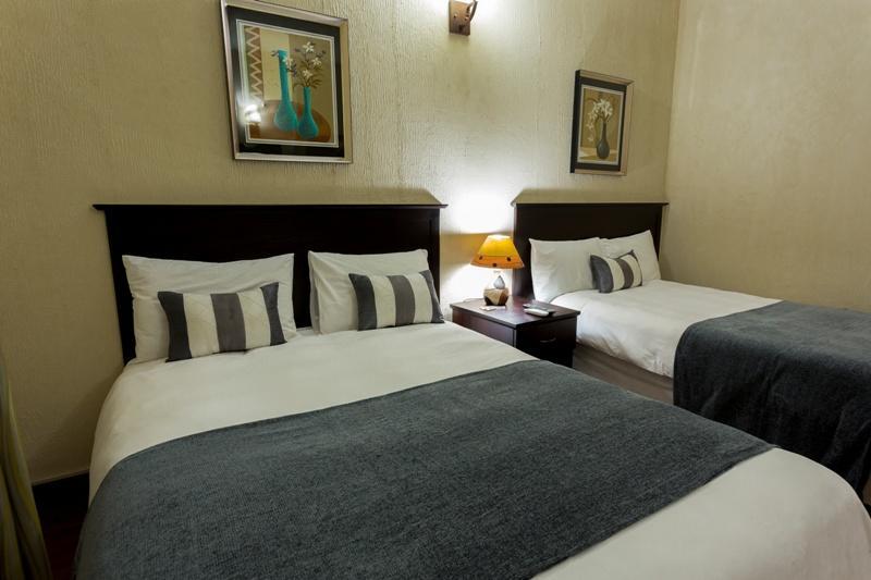Mokorro Hotel Chingola Eksteriør billede